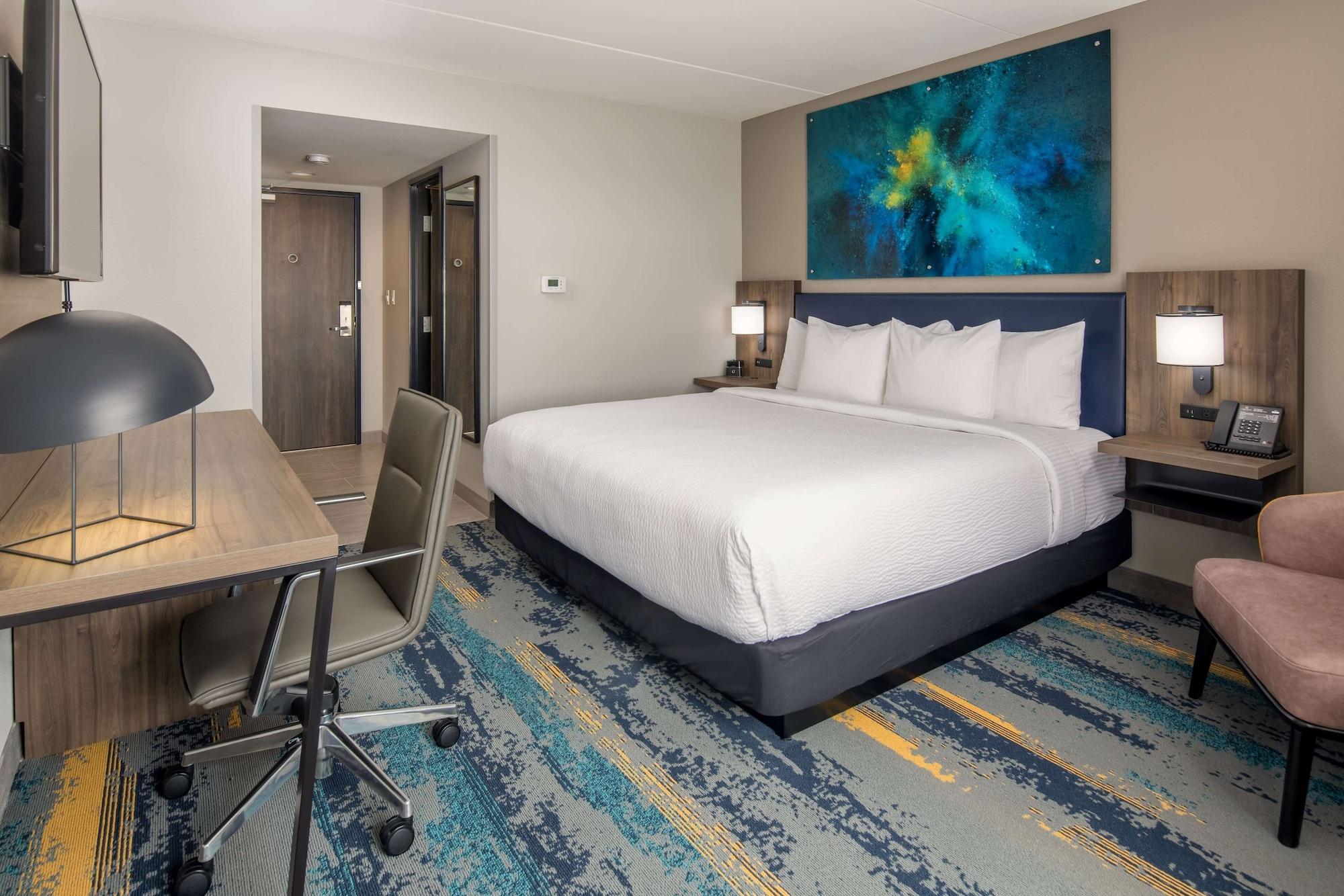 La Quinta Inn & Suites By Wyndham Spokane Downtown Экстерьер фото