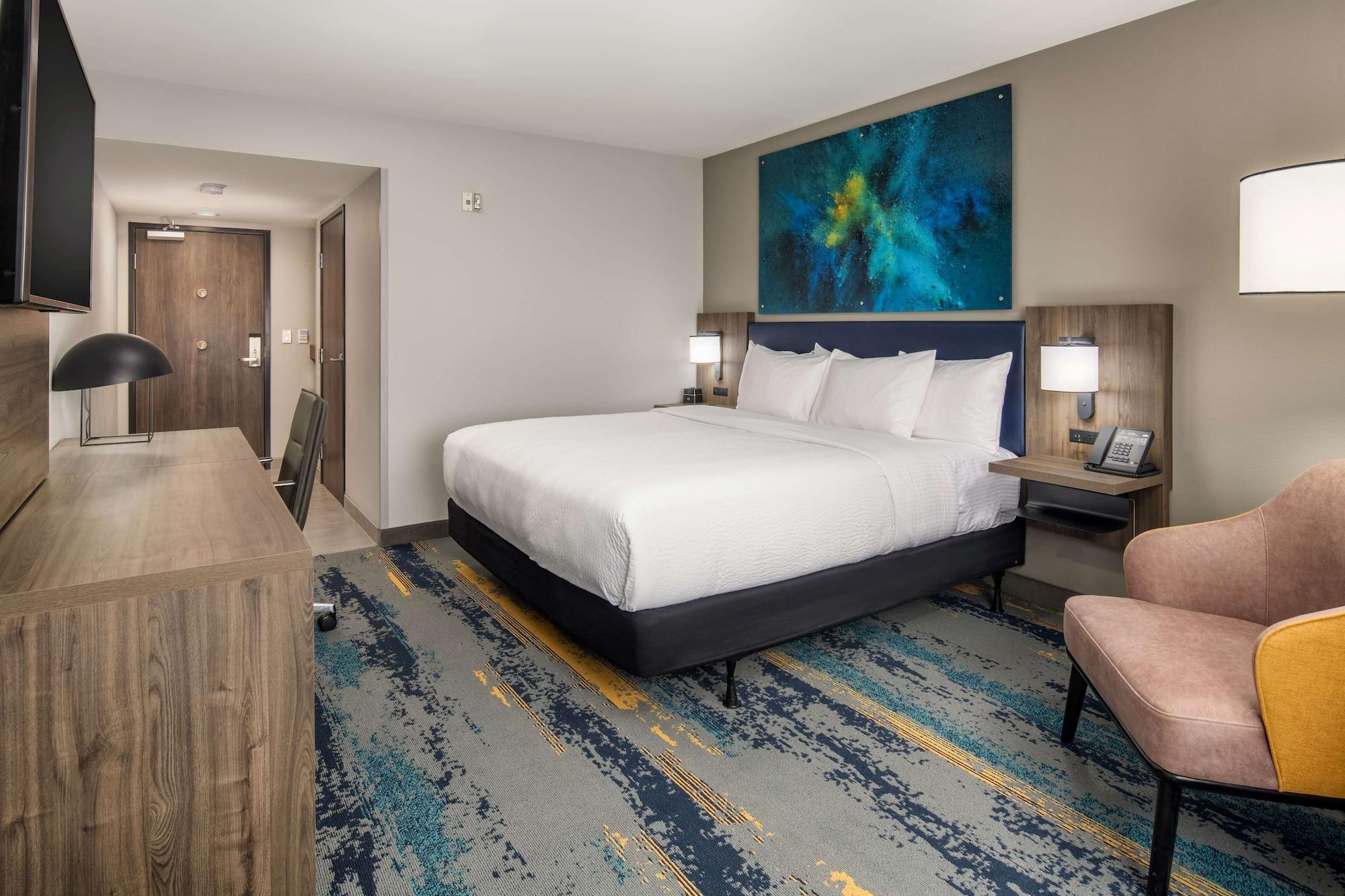 La Quinta Inn & Suites By Wyndham Spokane Downtown Экстерьер фото