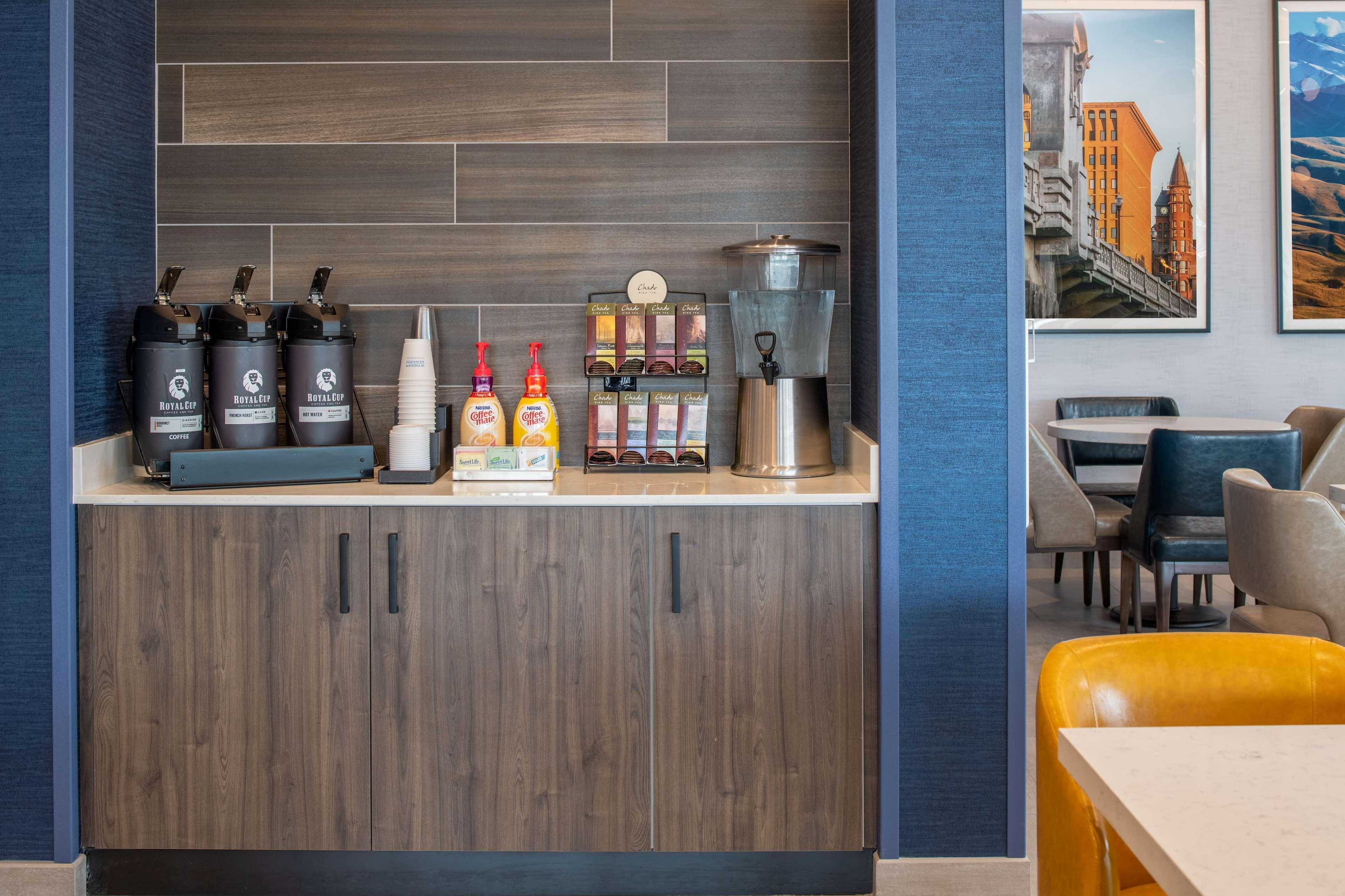 La Quinta Inn & Suites By Wyndham Spokane Downtown Экстерьер фото