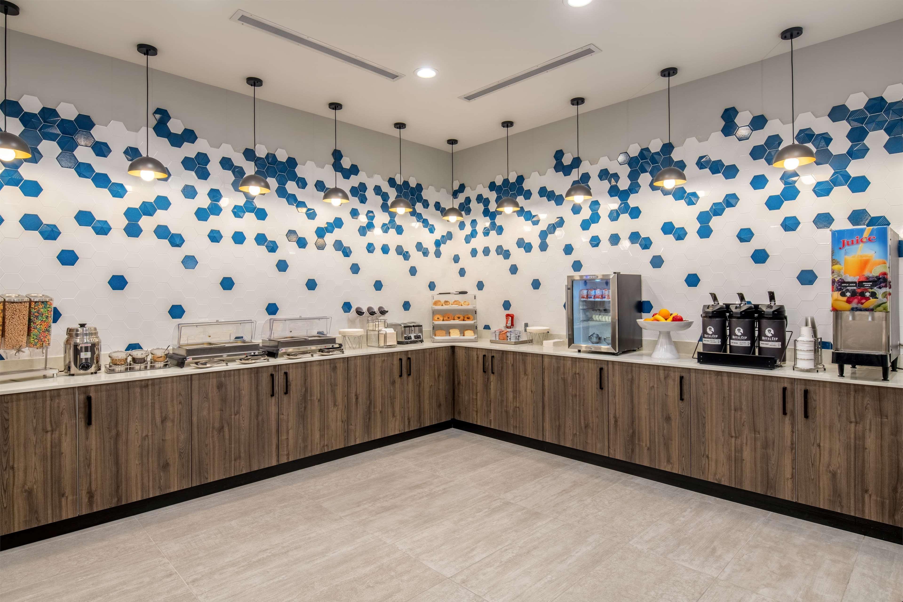 La Quinta Inn & Suites By Wyndham Spokane Downtown Экстерьер фото