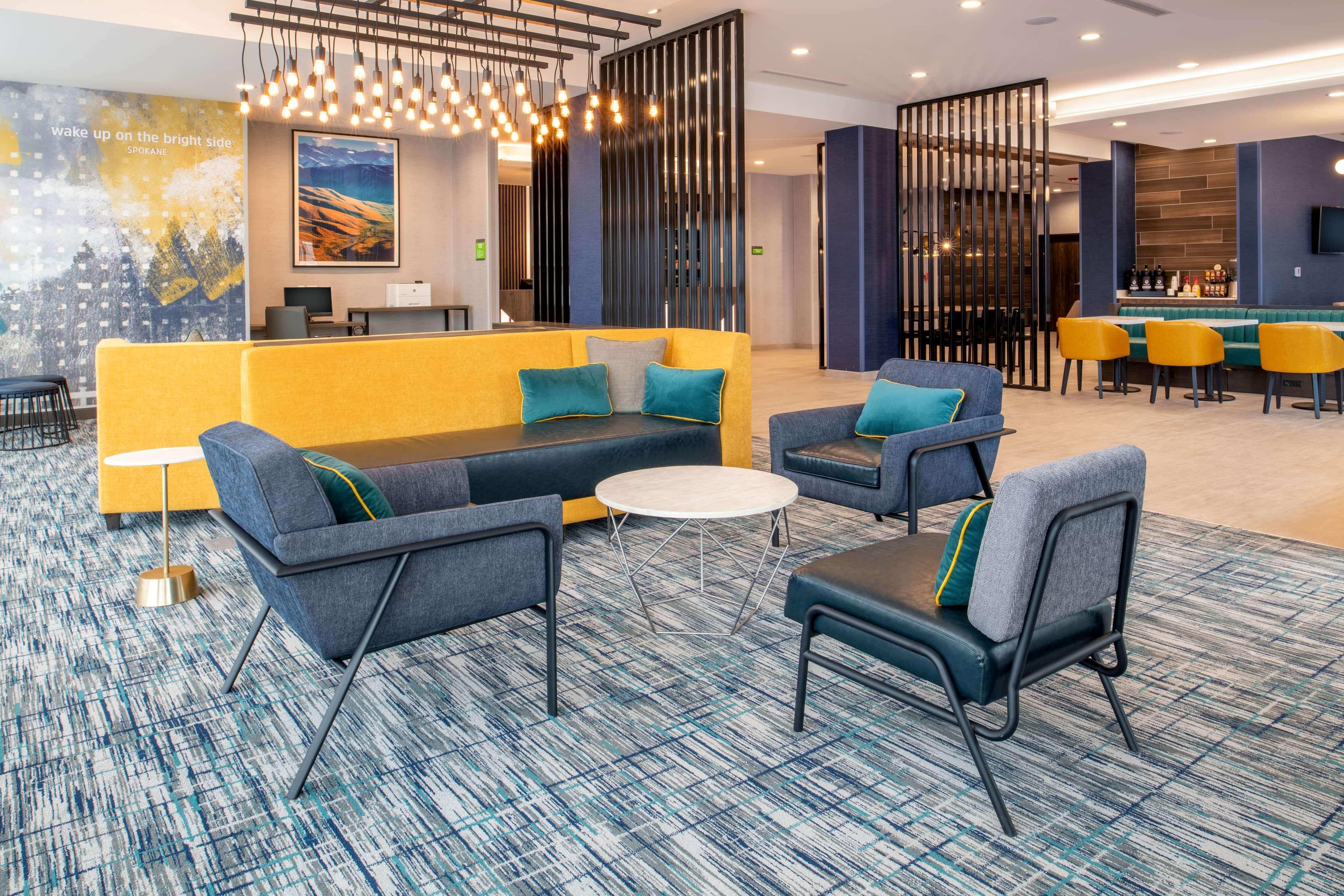 La Quinta Inn & Suites By Wyndham Spokane Downtown Экстерьер фото