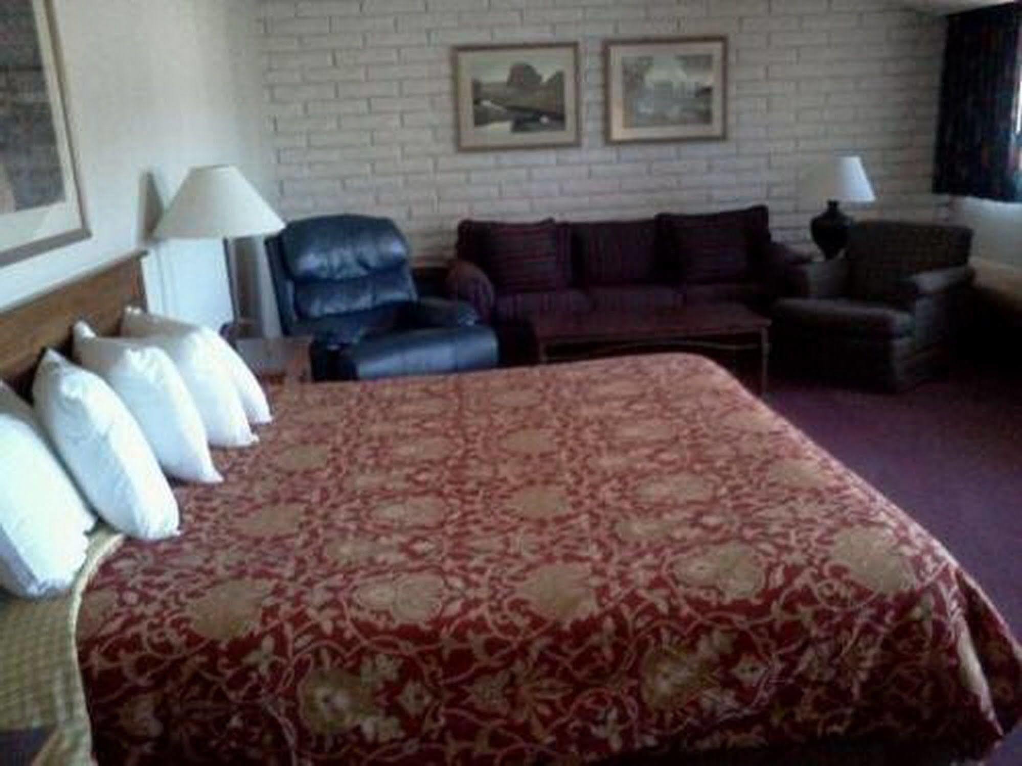 La Quinta Inn & Suites By Wyndham Spokane Downtown Экстерьер фото